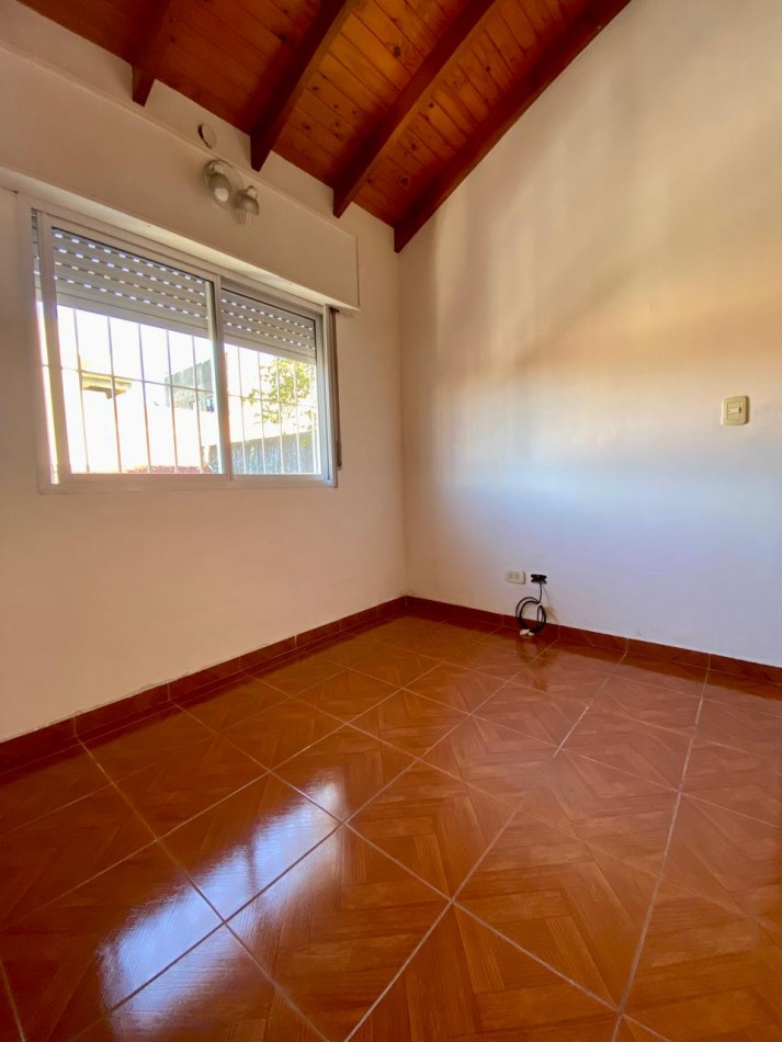 CORONEL DOMINGUEZ 941 1° PISO N° 3 - CIUDAD MADERO- 2 AMBIENTES
