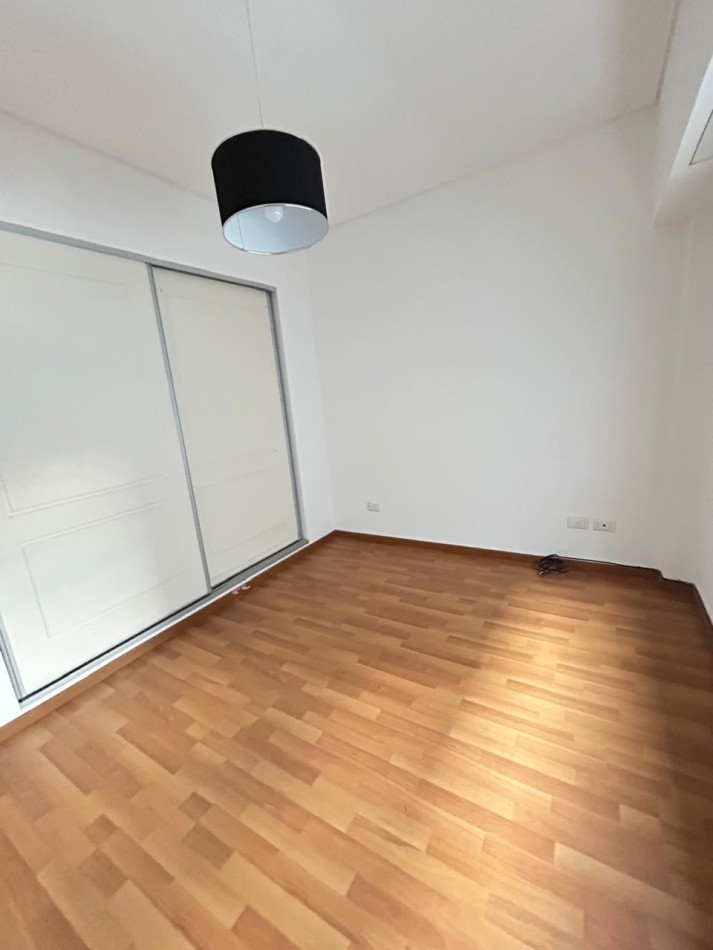 AV. BOULOGNE SUR MER 1466 2° A -CIUDAD MADERO- 3 AMBIENTES