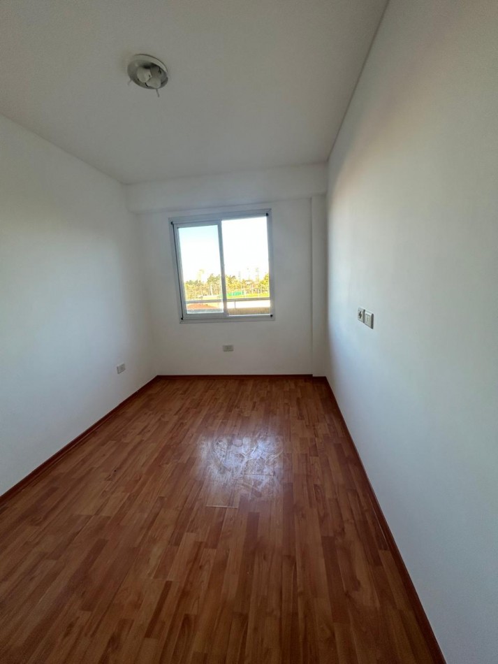 DOMINGO MILLAN 385 2° D - CIUDAD MADERO - 3 AMBIENTES