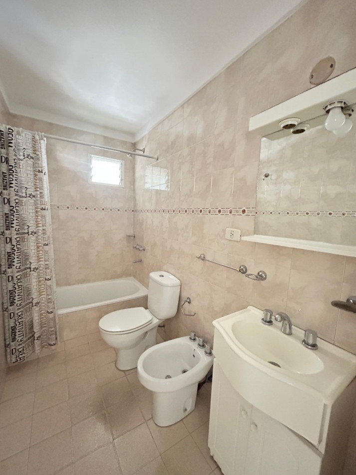 AV. VELEZ SARFIELD 451 2° I- CIUDAD MADERO - 2 AMBIENTES | Anzalone Propiedades