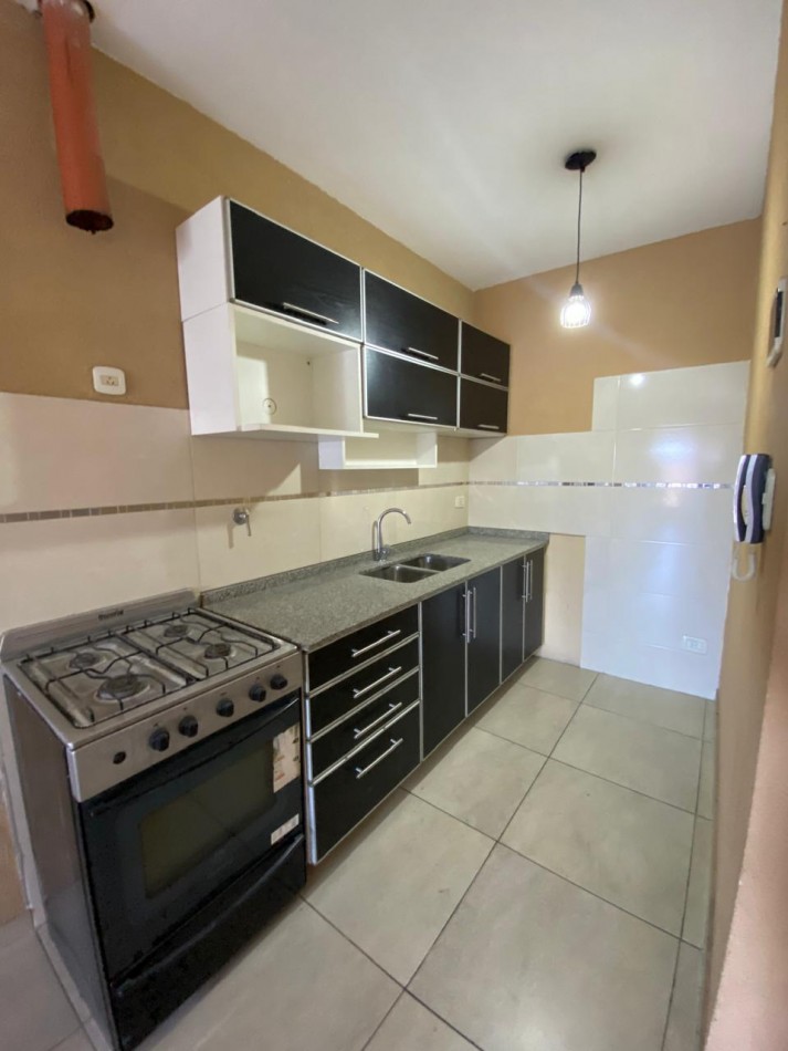 PEDRO DE MENDOZA 327 2° B - CIUDAD MADERO- 2 AMBIENTES | Anzalone Propiedades