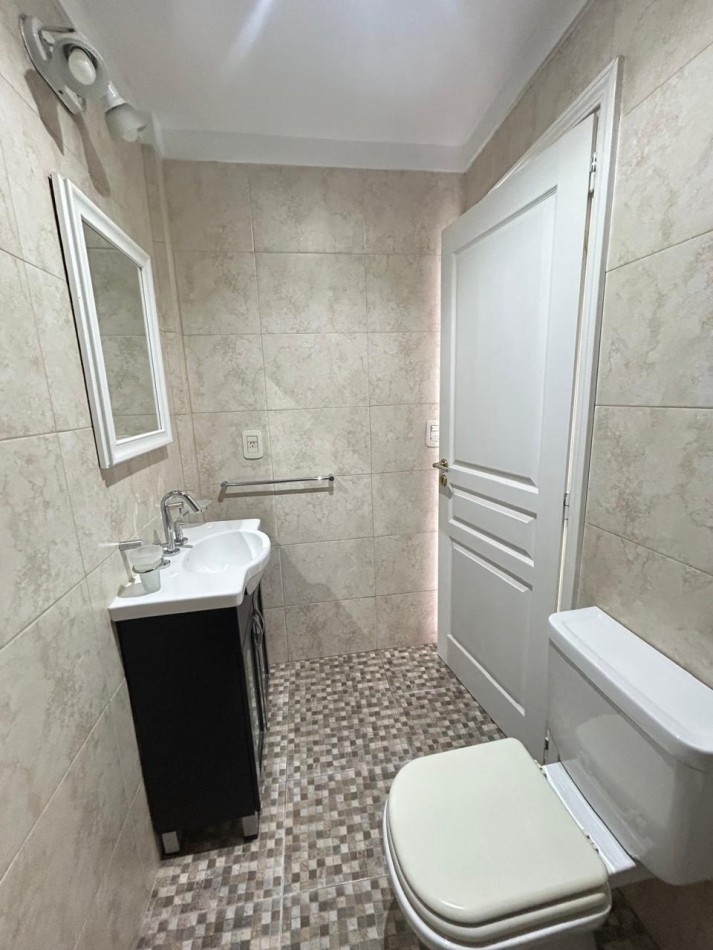 AV. VELEZ SARFIELD 547 3° 4 - CIUDAD MADERO - 2 AMBIENTES | Anzalone Propiedades