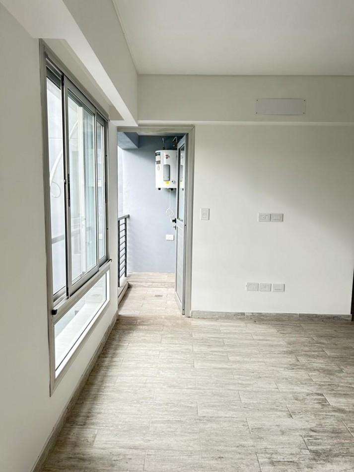 DONOVAN 1252 3° E - MONOAMBIENTE CON COCHERA- TAPIALES | Anzalone Propiedades