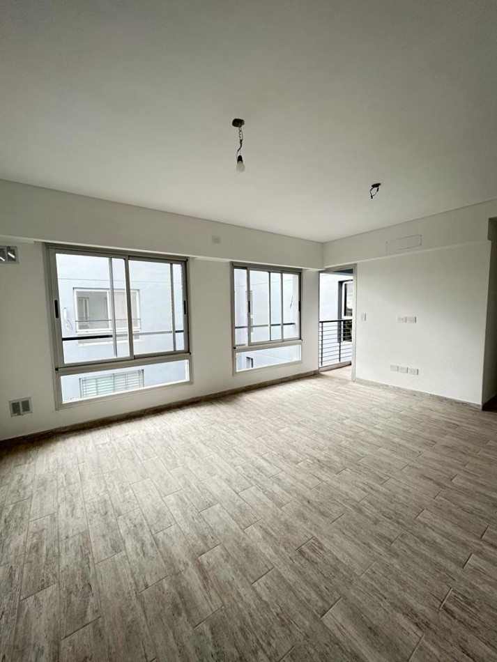 DONOVAN 1252 3° E - MONOAMBIENTE CON COCHERA- TAPIALES | Anzalone Propiedades